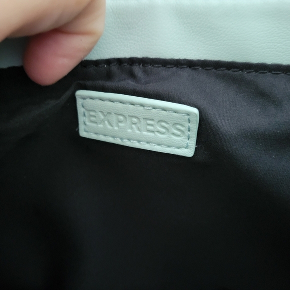 Express Mint Green Ruched Faux Leather Clutch Bag - Picture 6 of 7